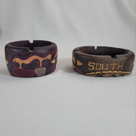 Wood Carved Ashtray - Handcrafted Africa - Picture 3 of 11